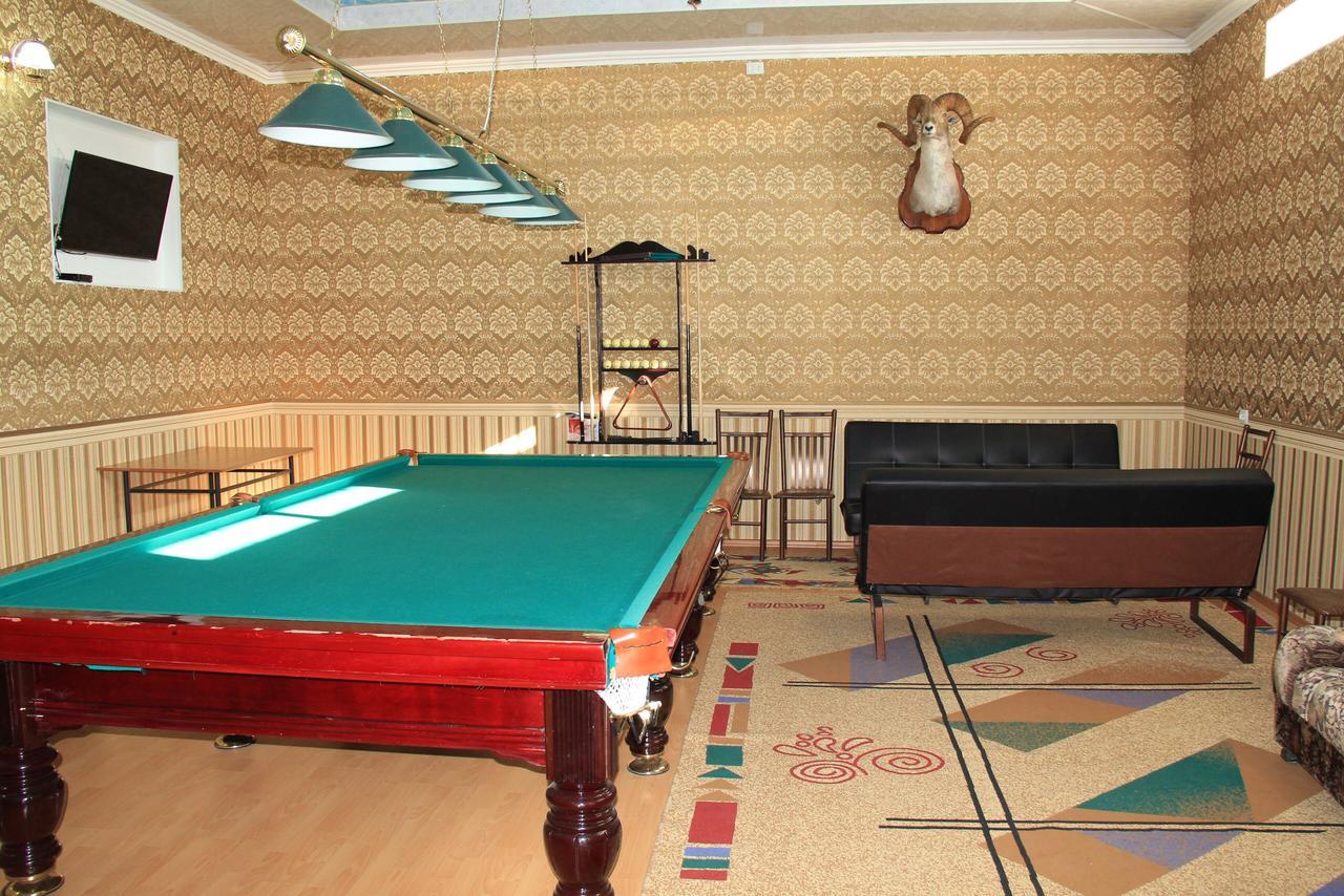 Hotel "Aishadeluxe" Тараз Екстериор снимка