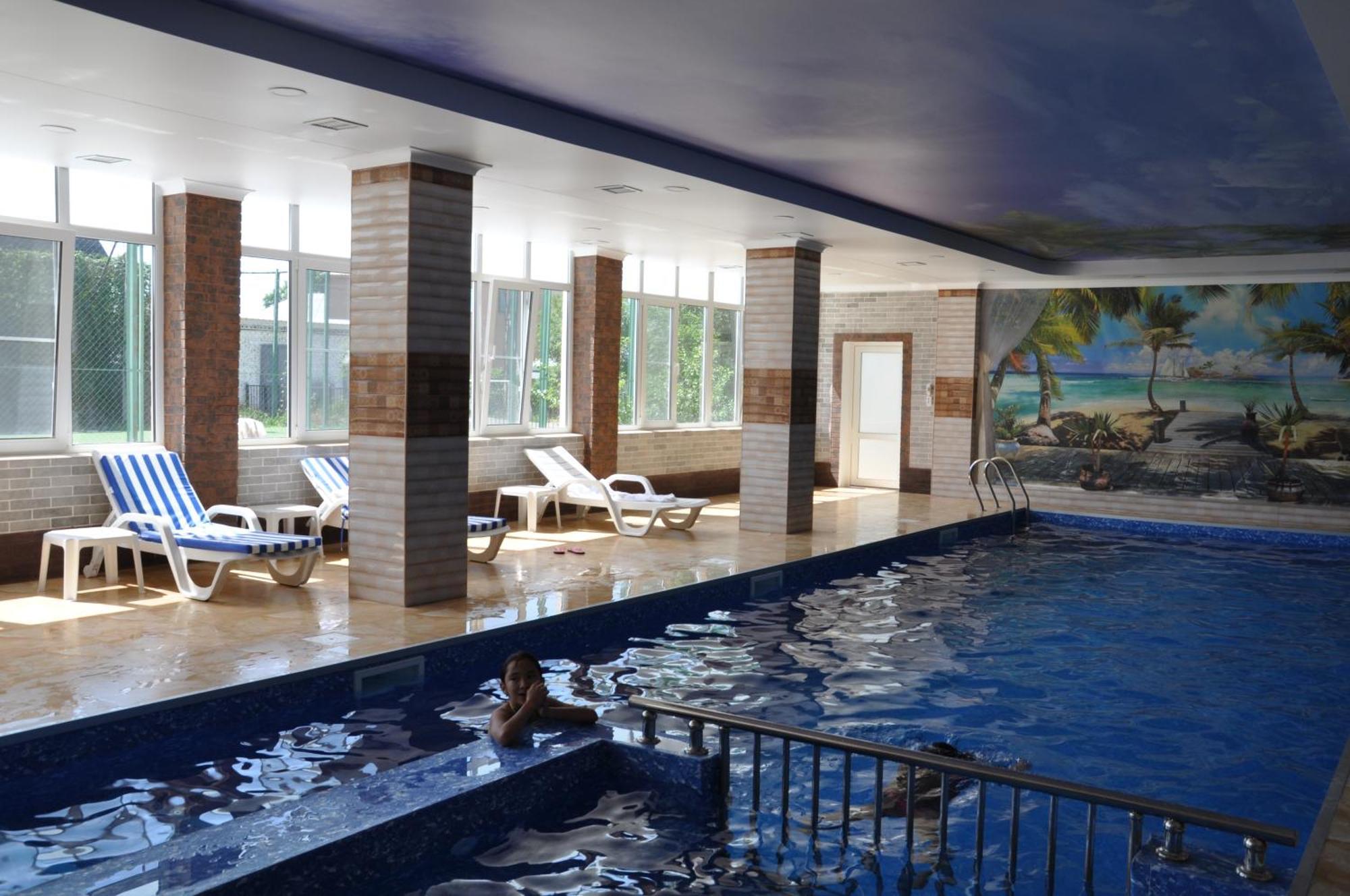 Hotel "Aishadeluxe" Тараз Екстериор снимка