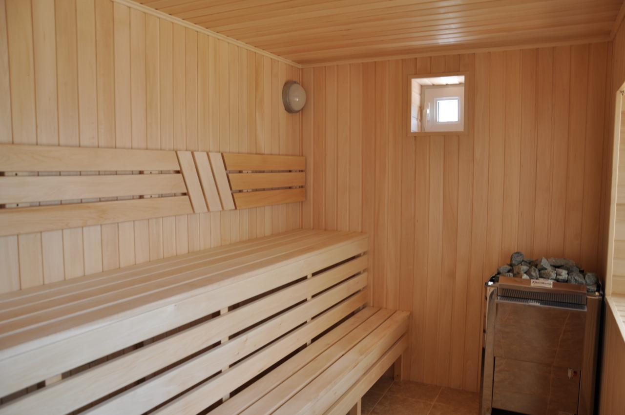 Hotel "Aishadeluxe" Тараз Екстериор снимка